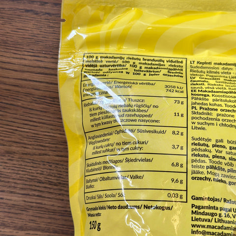 Sisselõigatud röstitud makadaamiapähklid